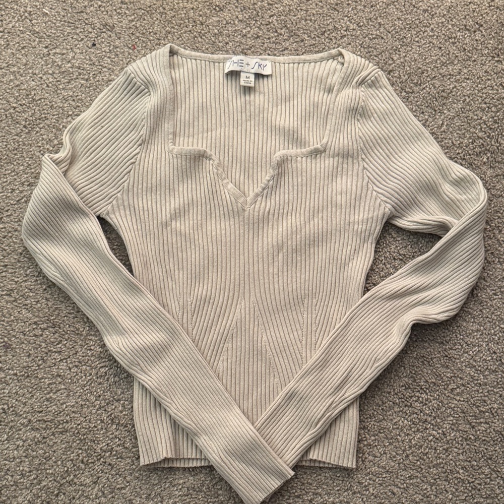 She + Sky Ribbed V-Neck Sweater - Cream